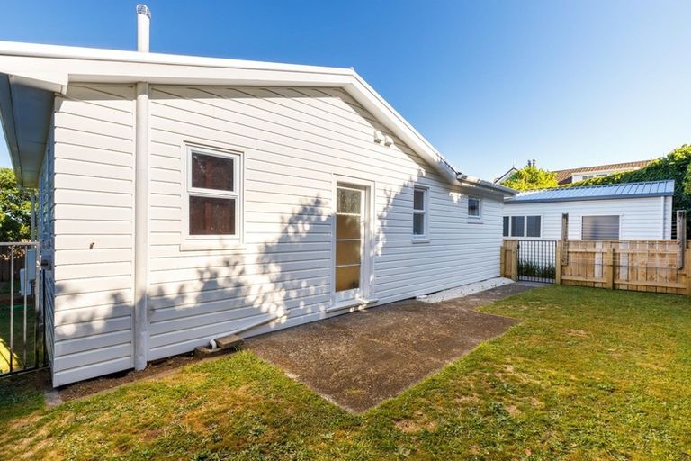 Photo of property in 275 Tukapa Street, Hurdon, New Plymouth, 4310