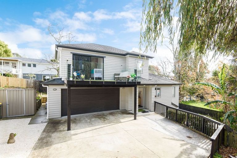 Photo of property in 10a Beeche Place, Birkdale, Auckland, 0626