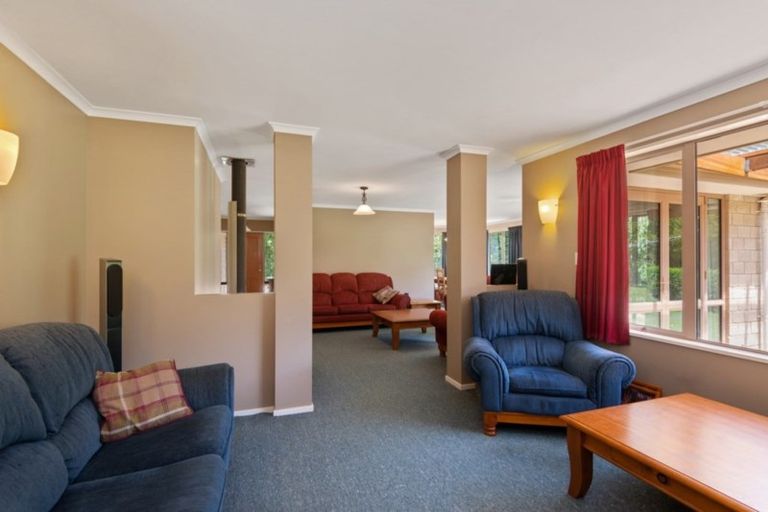 Photo of property in 75 Old Main Road North, Leithfield, Amberley, 7481