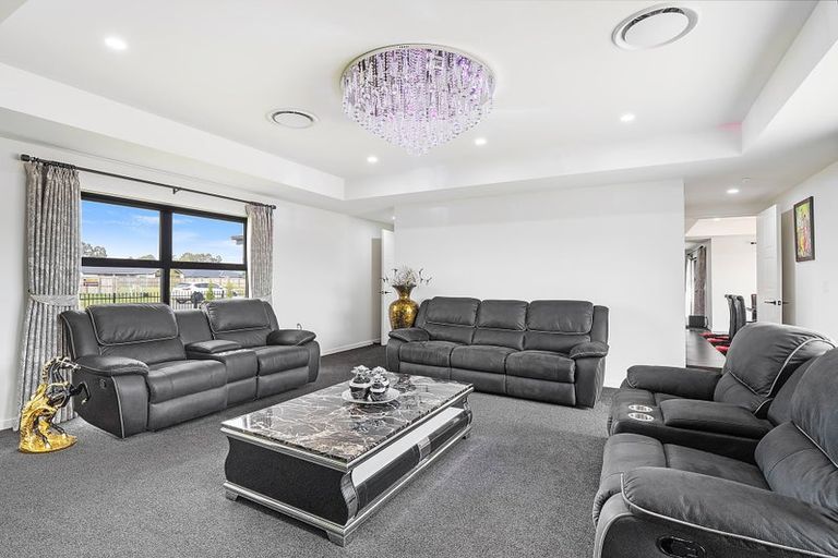 Photo of property in 13 Rosalind Avenue, Darfield, 7510