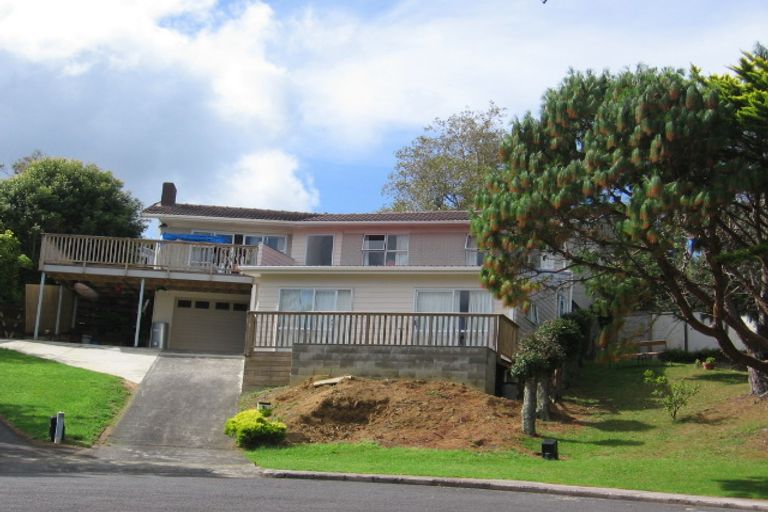 Photo of property in 15 Sunnylaw Place, Glen Eden, Auckland, 0602