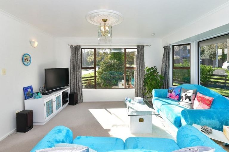 Photo of property in 14 Foster Crescent, Snells Beach, 0920