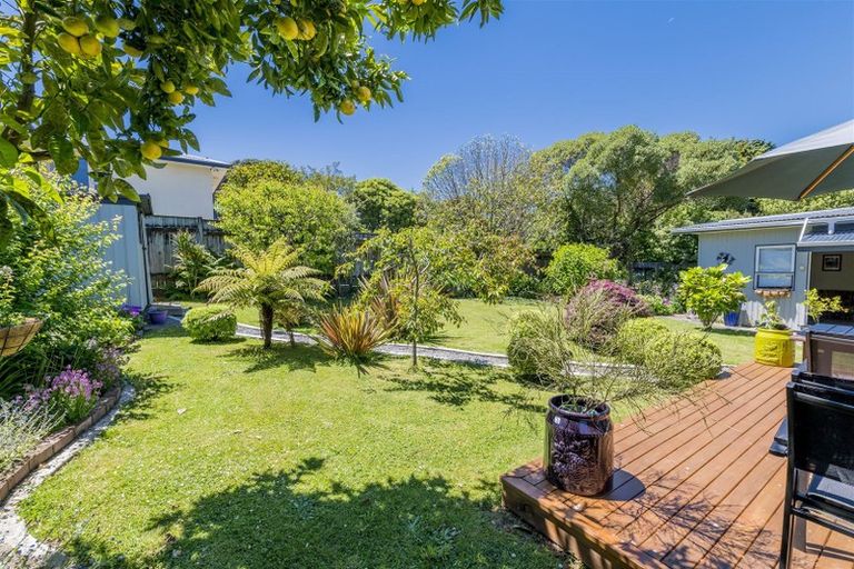Photo of property in 14 Kawiu Road, Levin, 5510