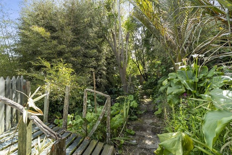 Photo of property in 85 South Road, Manaia, 4612