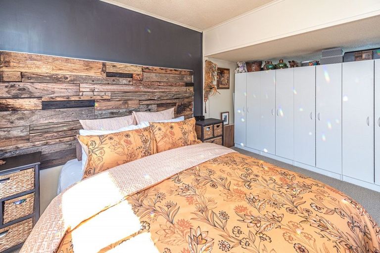 Photo of property in 104 Mount View Road, Bastia Hill, Whanganui, 4500