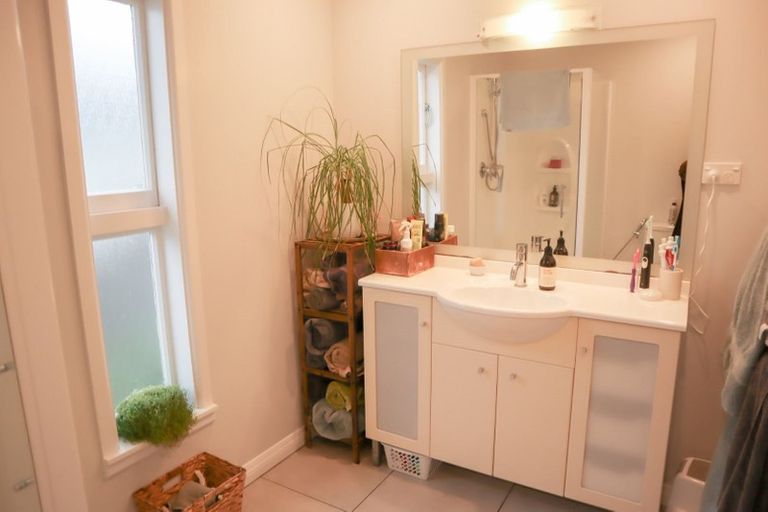 Photo of property in 38 Richards Avenue, Papanui, Christchurch, 8053