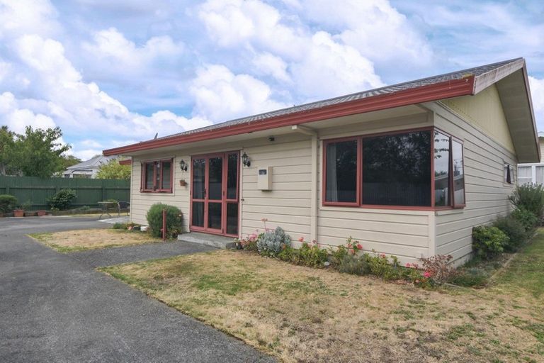 Photo of property in 18a Fisher Place, Carterton, 5713