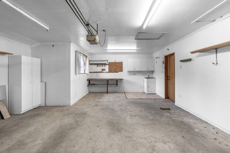 Photo of property in 37 Renfrew Street, Waikiwi, Invercargill, 9810