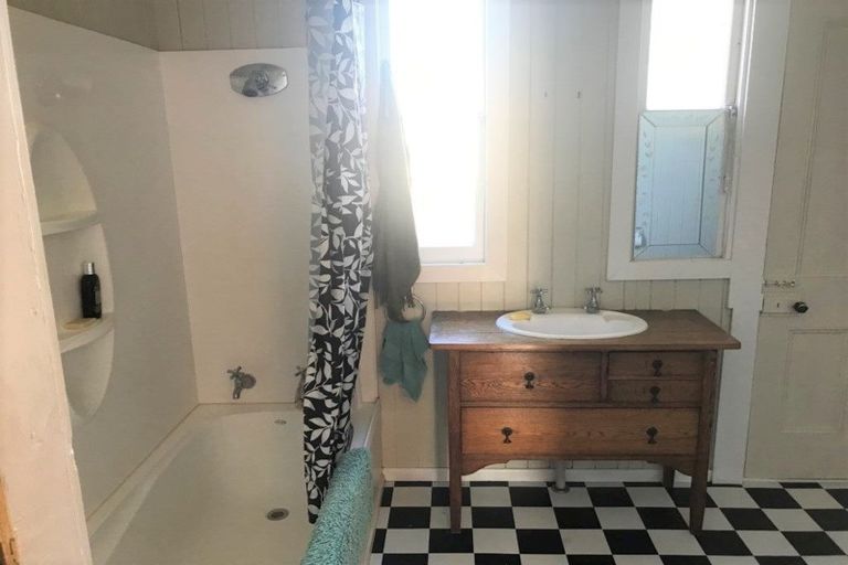 Photo of property in 25 Spier Street, Aramoho, Whanganui, 4500