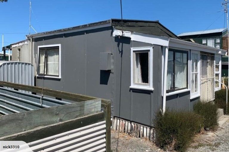 Photo of property in 38 Armstrong Avenue, Carterton, 5713