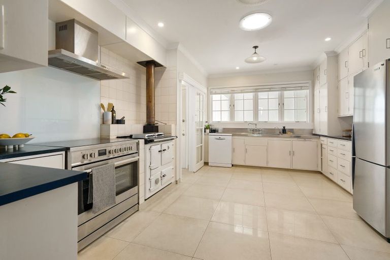 Photo of property in 27 Anzac Street, Cambridge, 3434