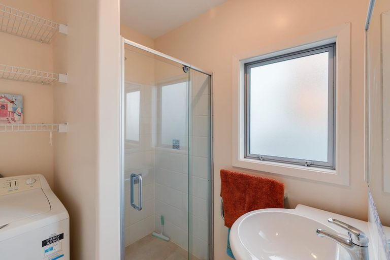 Photo of property in 378 Marine Parade, South New Brighton, Christchurch, 8062