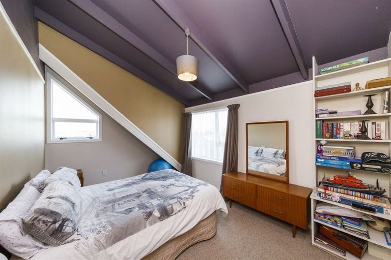 Photo of property in 11 Leander Place, Milson, Palmerston North, 4414