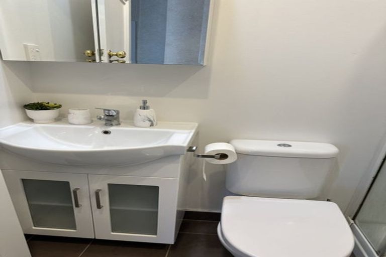 Photo of property in 339 Karori Road, Karori, Wellington, 6012