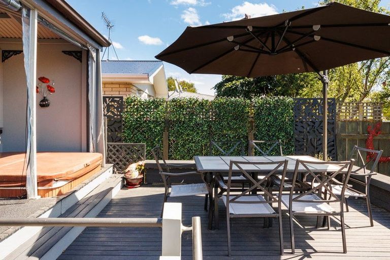 Photo of property in 287 College Street, West End, Palmerston North, 4410