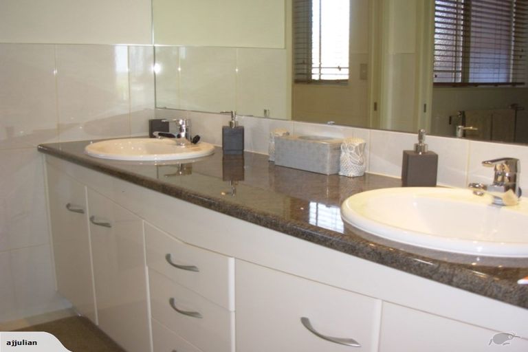 Photo of property in 91 Paparata Road, Bombay, 2675