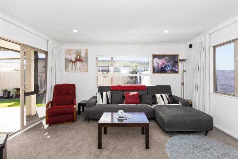 Photo of property in 9 Pania Place, Poraiti, Napier, 4112