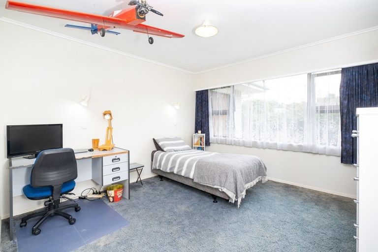 Photo of property in 4 Redwood Place, Te Awanga, 4102