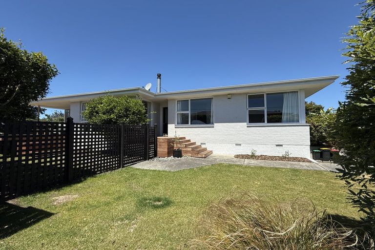 Photo of property in 6 Condell Avenue, Papanui, Christchurch, 8053