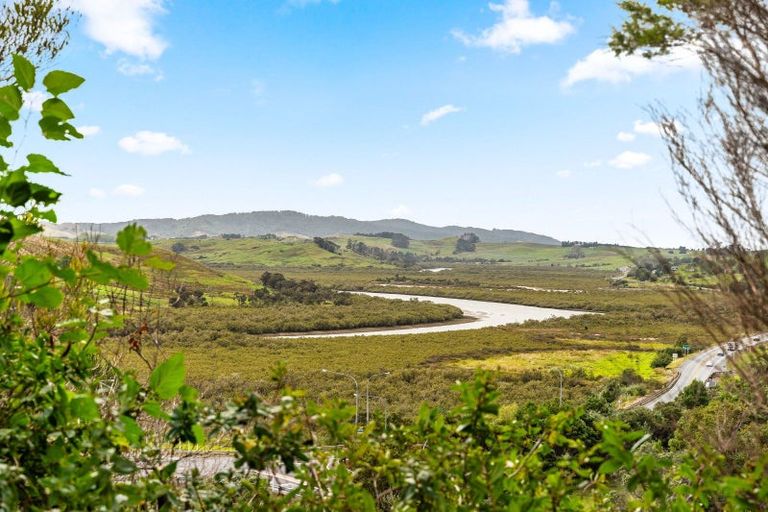 Photo of property in 1274 State Highway 1, Oakleigh, Whangarei, 0171