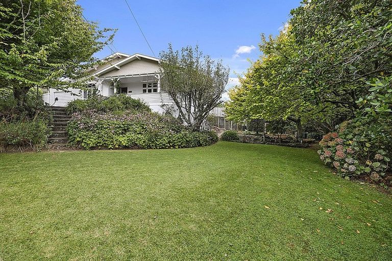 Photo of property in 20 Henui Street, Strandon, New Plymouth, 4312