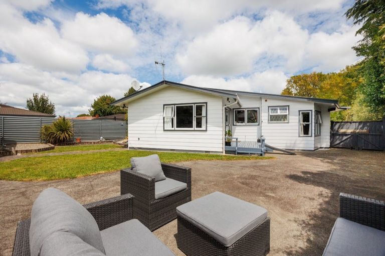 Photo of property in 22 Saturn Crescent, Milson, Palmerston North, 4414