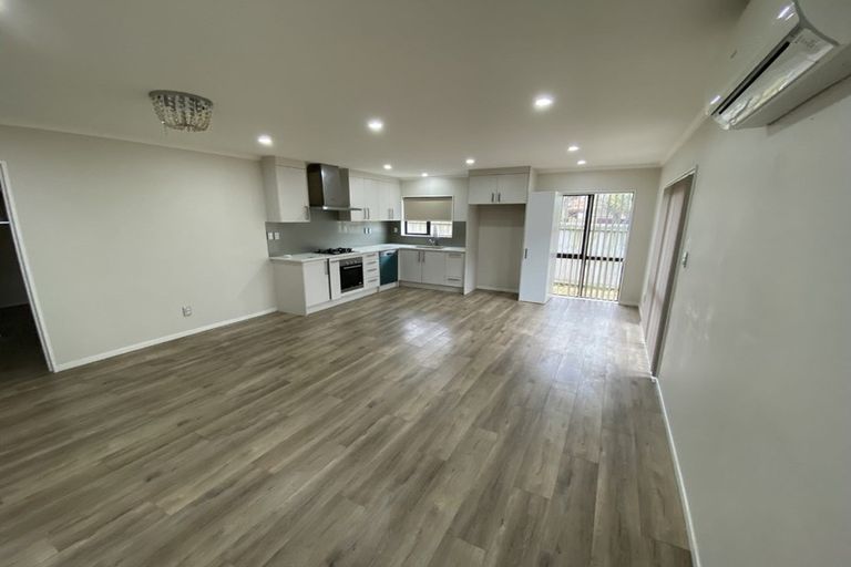 Photo of property in 1 Deepak Lane, Papatoetoe, Auckland, 2025