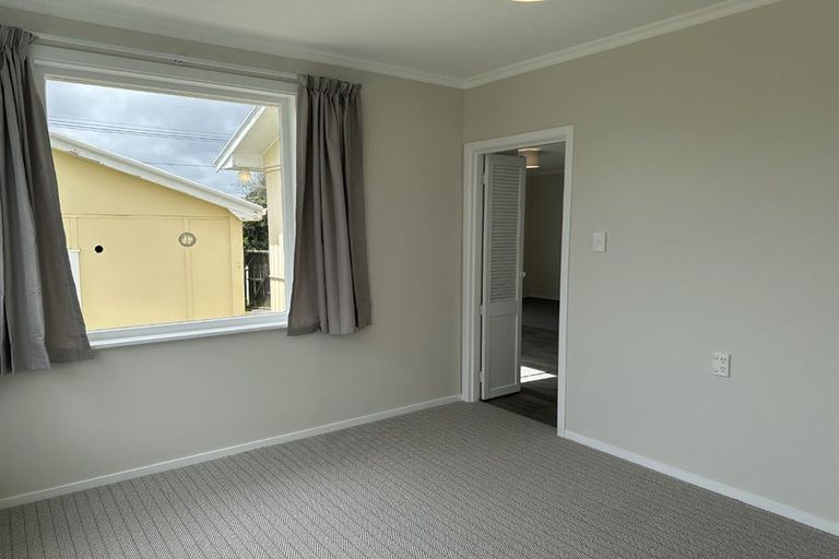 Photo of property in 17 Iti Street, Otaki, 5512