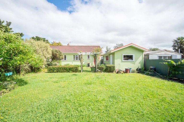 Photo of property in 202 College Street, West End, Palmerston North, 4412