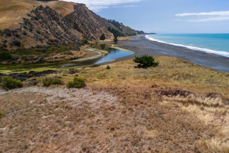 Photo of property in 377 Cable Station Road, Blind River, Seddon, 7285