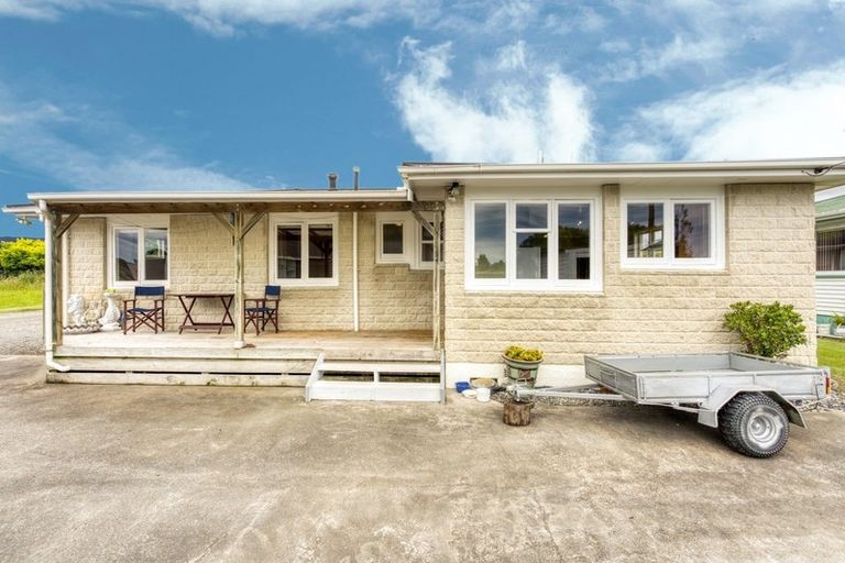 Photo of property in 29 Main Highway, Otaki, 5512