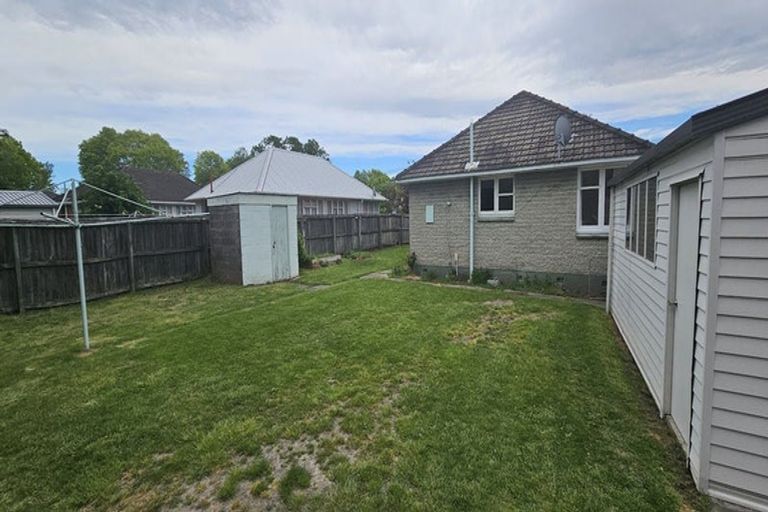 Photo of property in 2 Nyton Place, Bryndwr, Christchurch, 8053