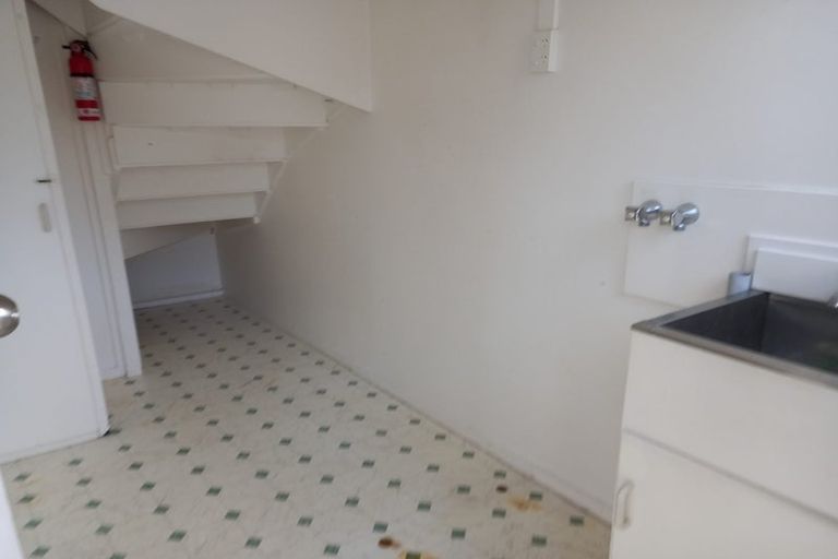 Photo of property in 2/151 Astley Avenue, New Lynn, Auckland, 0600