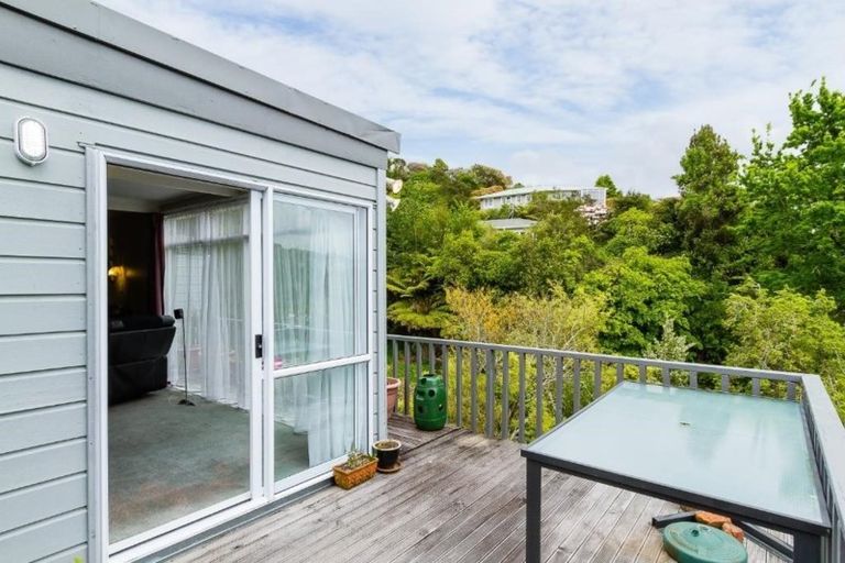 Photo of property in 32 Holborn Drive, Stokes Valley, Lower Hutt, 5019
