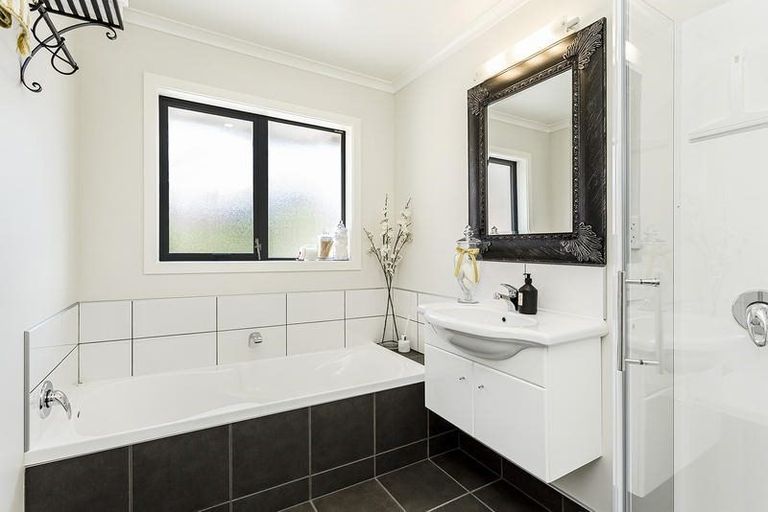 Photo of property in 45 Duxford Crescent, Fairfield, Dunedin, 9018