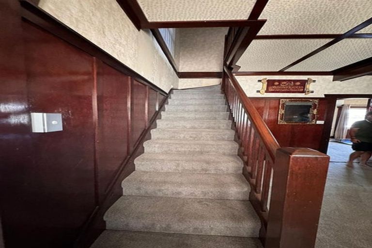 Photo of property in 31 Orams Road, Hillpark, Auckland, 2102