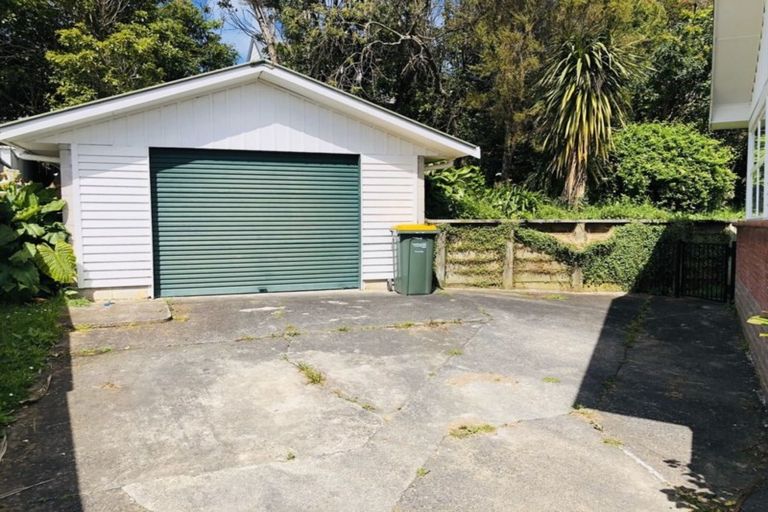 Photo of property in 1 Mawson Avenue, Torbay, Auckland, 0630