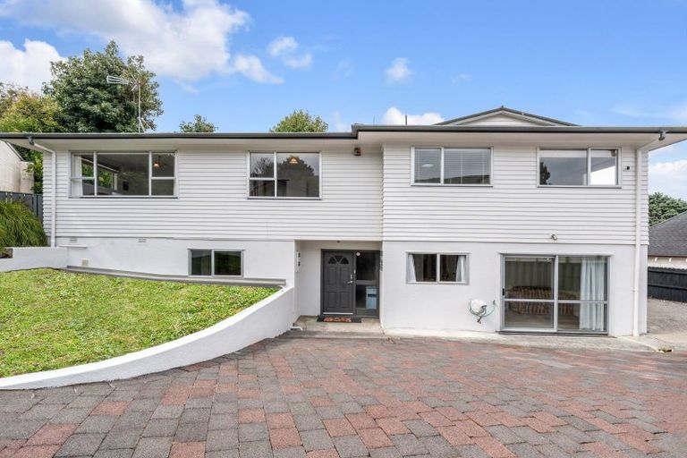 Photo of property in 2/3 Pohutukawa Avenue, Shelly Park, Auckland, 2014