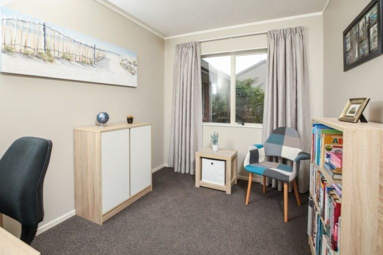 Photo of property in 10 Hastings Place, Hamilton Lake, Hamilton, 3204