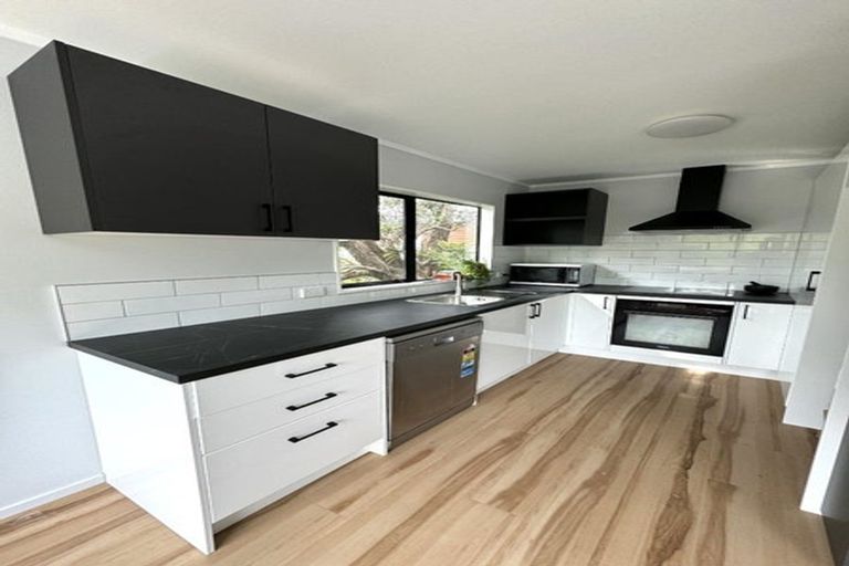 Photo of property in 66f Balfour Street, Mornington, Wellington, 6021