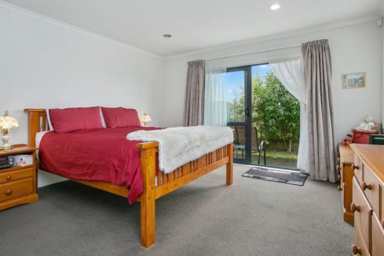 Photo of property in 9 Vosper Close, Leamington, Cambridge, 3432