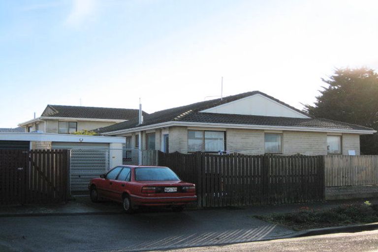 Photo of property in 1/6 Lonsdale Street, New Brighton, Christchurch, 8083
