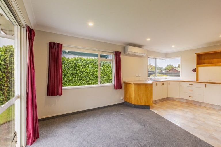 Photo of property in 2/68 Guppy Road, Greenmeadows, Napier, 4112