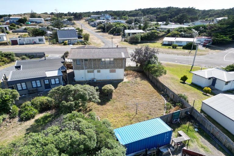 Photo of property in 2 Ocean Beach Street, Foxton Beach, Foxton, 4815