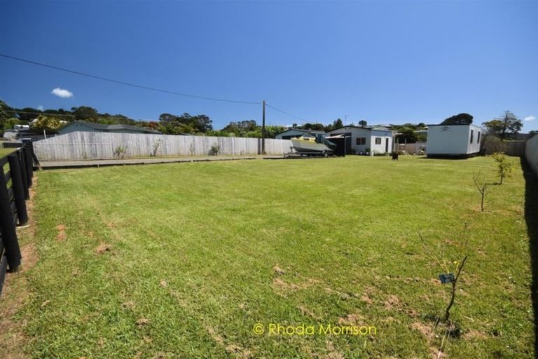 Photo of property in 88 Komiti Road, Tinopai, Matakohe, 0593