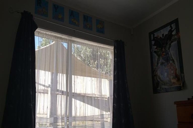 Photo of property in 3 Bernina Place, Weymouth, Auckland, 2103