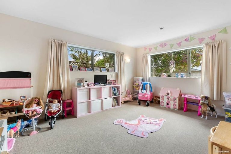 Photo of property in 5 Spinnaker Point, Manly, Whangaparaoa, 0930