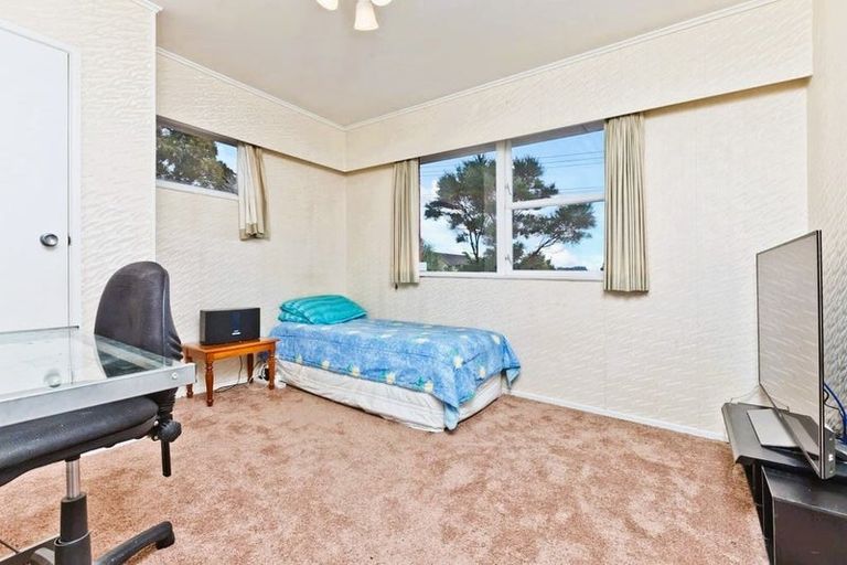 Photo of property in 54 Manuka Road, Glenfield, Auckland, 0629