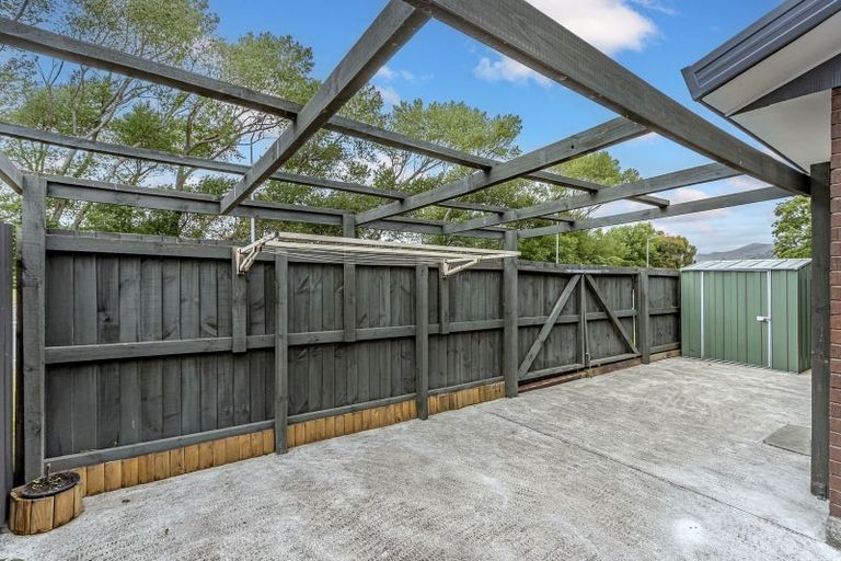 Photo of property in 2/11 Hersham Place, Bromley, Christchurch, 8062