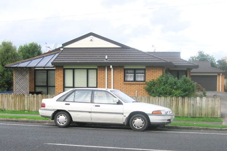 Photo of property in 2/130 Kimpton Road, Papatoetoe, Auckland, 2025